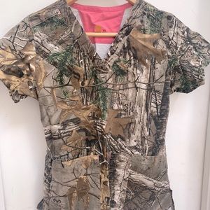 Carhartt camouflage scrub top